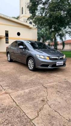 HONDA CIVIC 1.8 EXS 16V FLEX 4P AUTOMÁTICO HONDA CIVIC 1.8 EXS 16V FLEX 4P AUTOMÁTICO